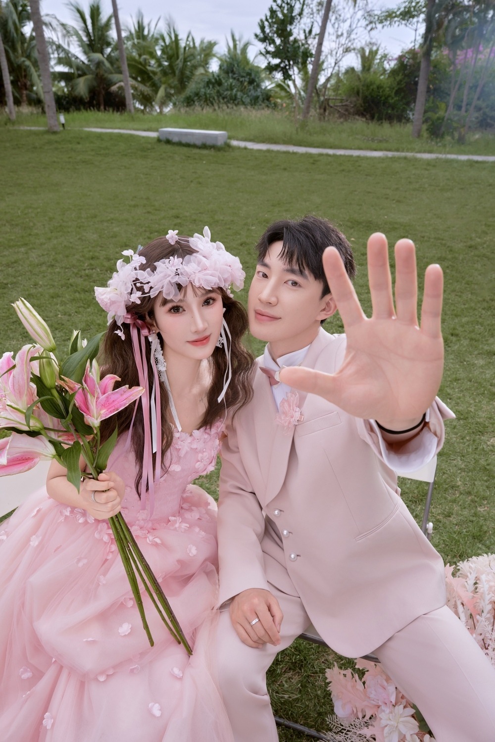 三亚湾椰林迷情