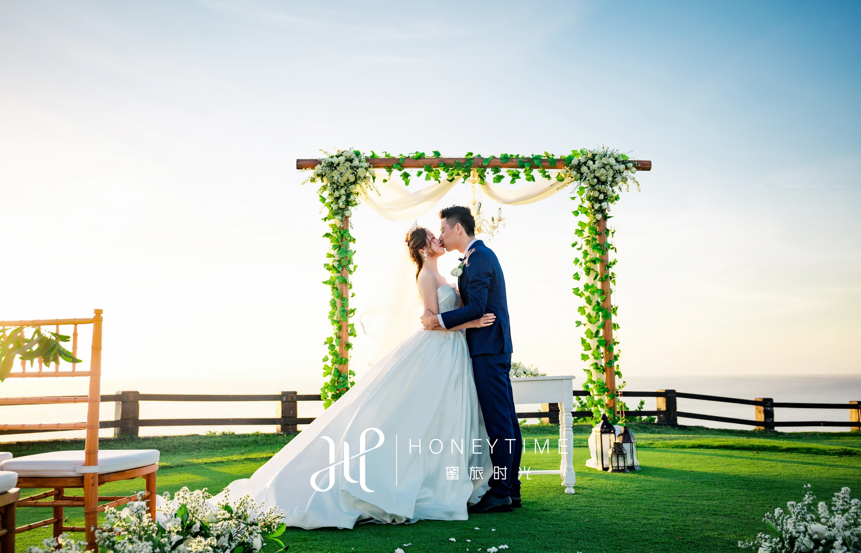 Z&C( 巴厘岛高尔夫悬崖海景婚礼+婚纱照)