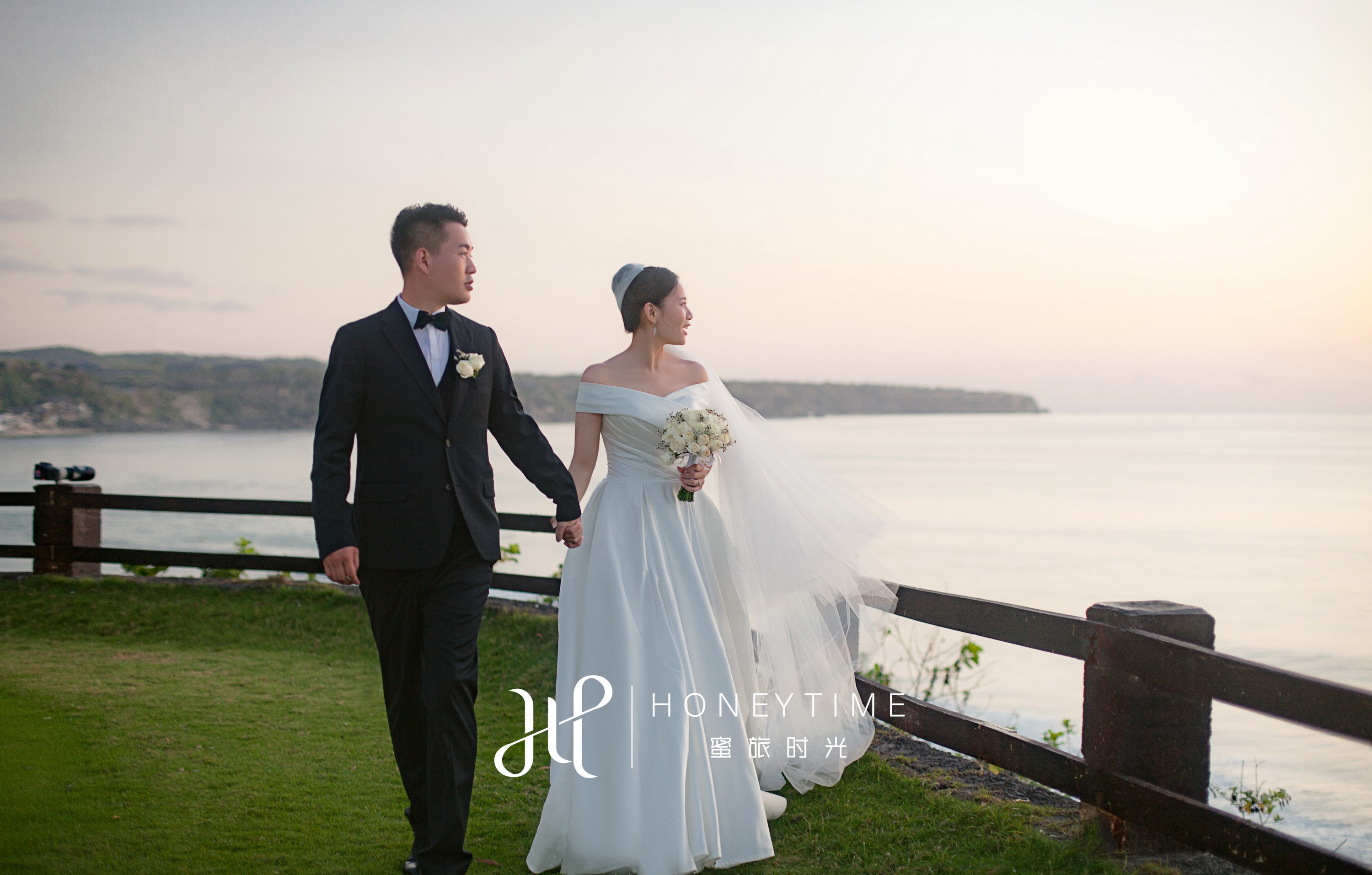 L&L( 巴厘岛高尔夫悬崖海景婚礼+婚纱照)