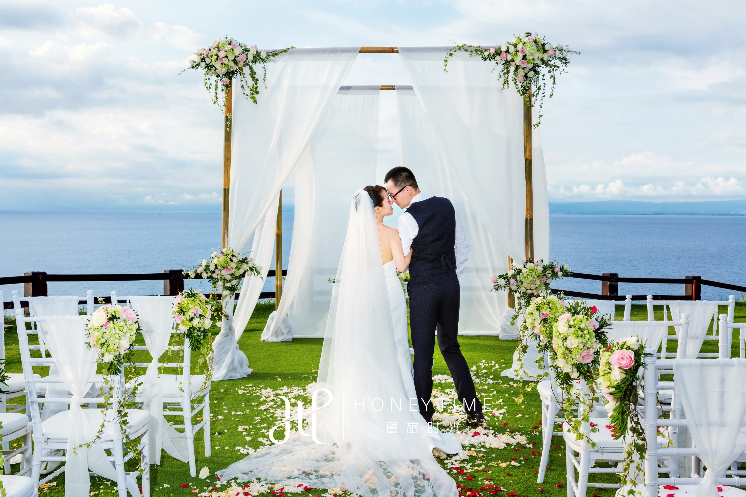 H&L( 巴厘岛高尔夫悬崖海景婚礼)