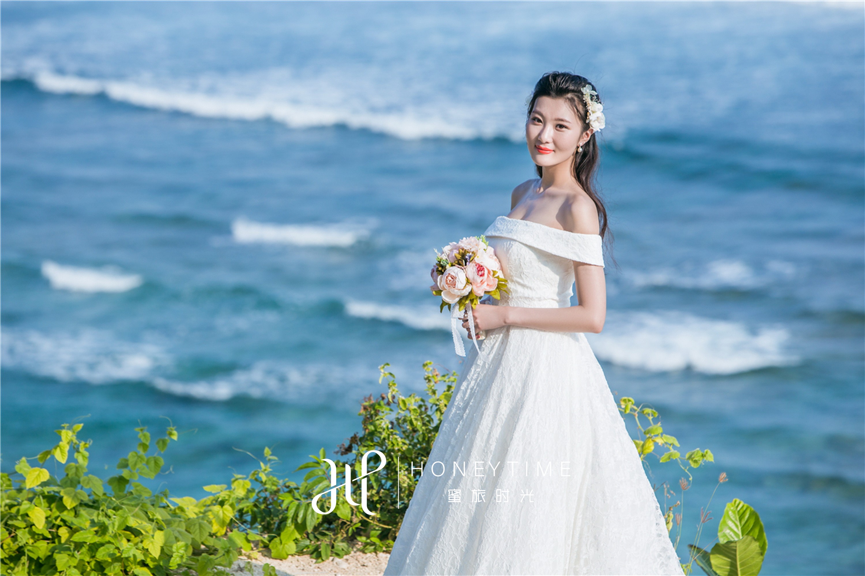 巴厘岛悬崖沙滩景