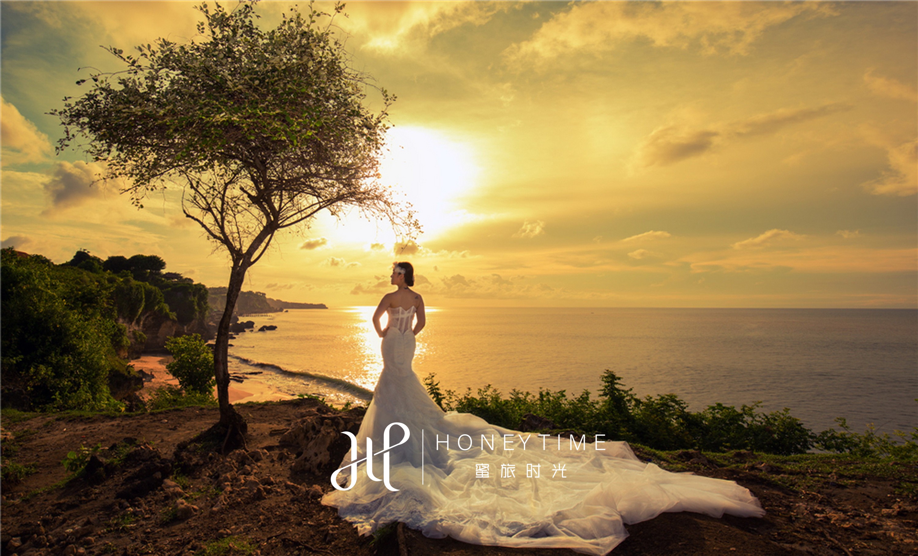 巴厘岛悬崖沙滩景