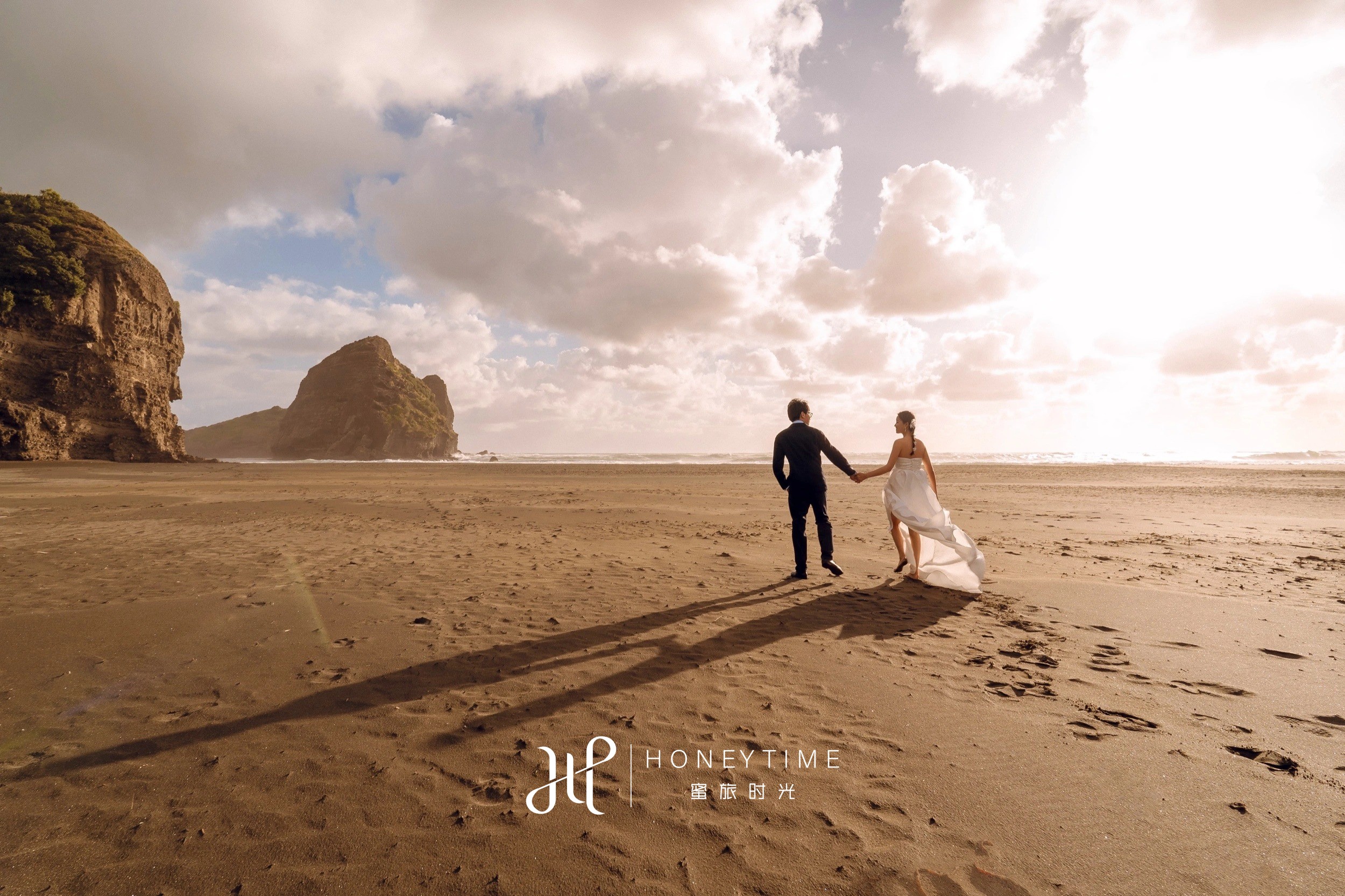 奥克兰乌岛黑沙滩