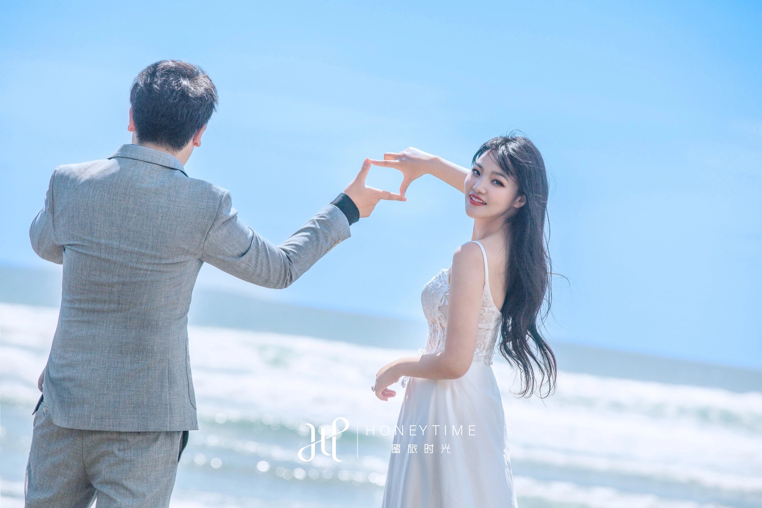 奥克兰乌岛黑沙滩