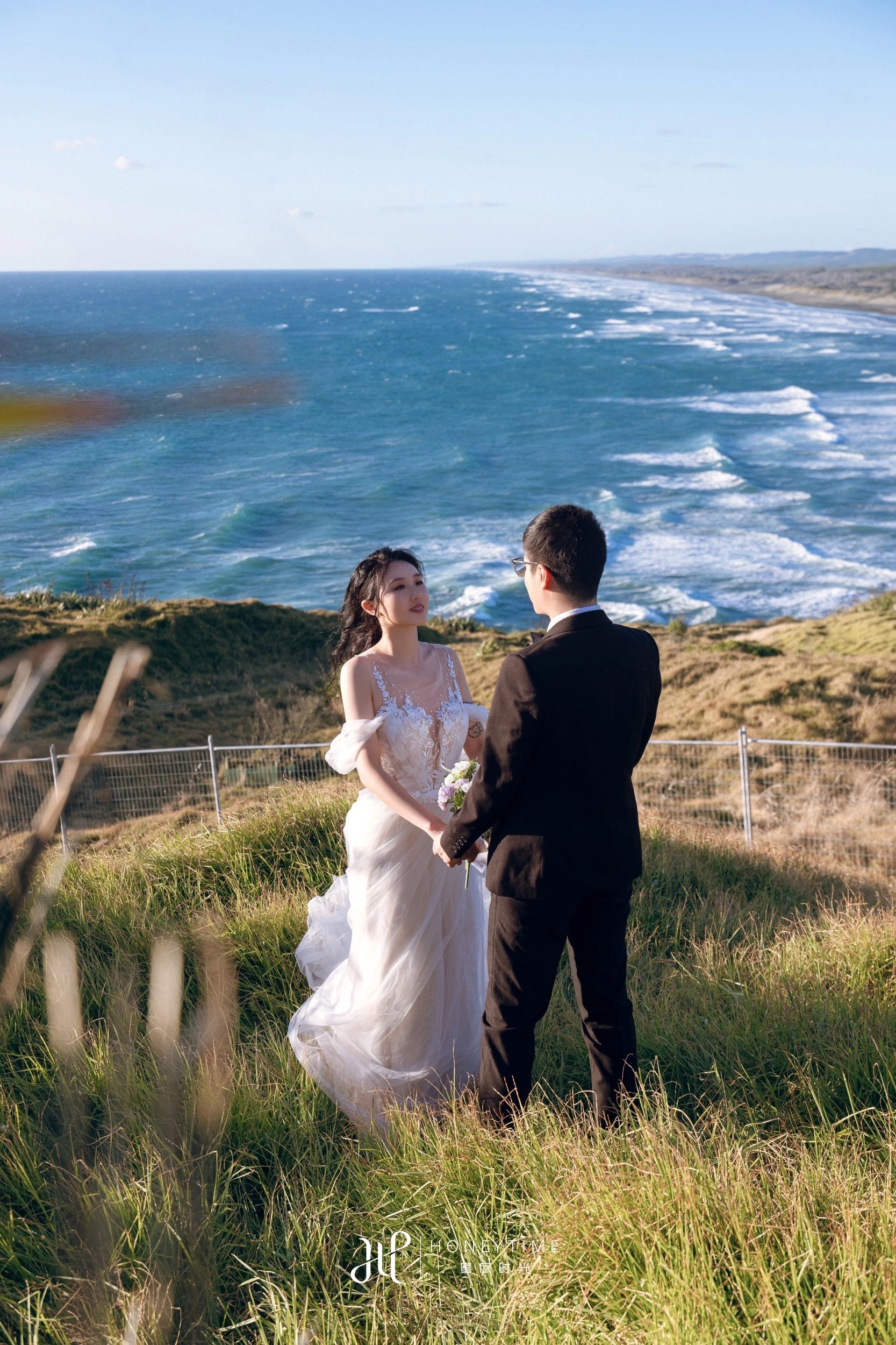 奥克兰乌岛黑沙滩