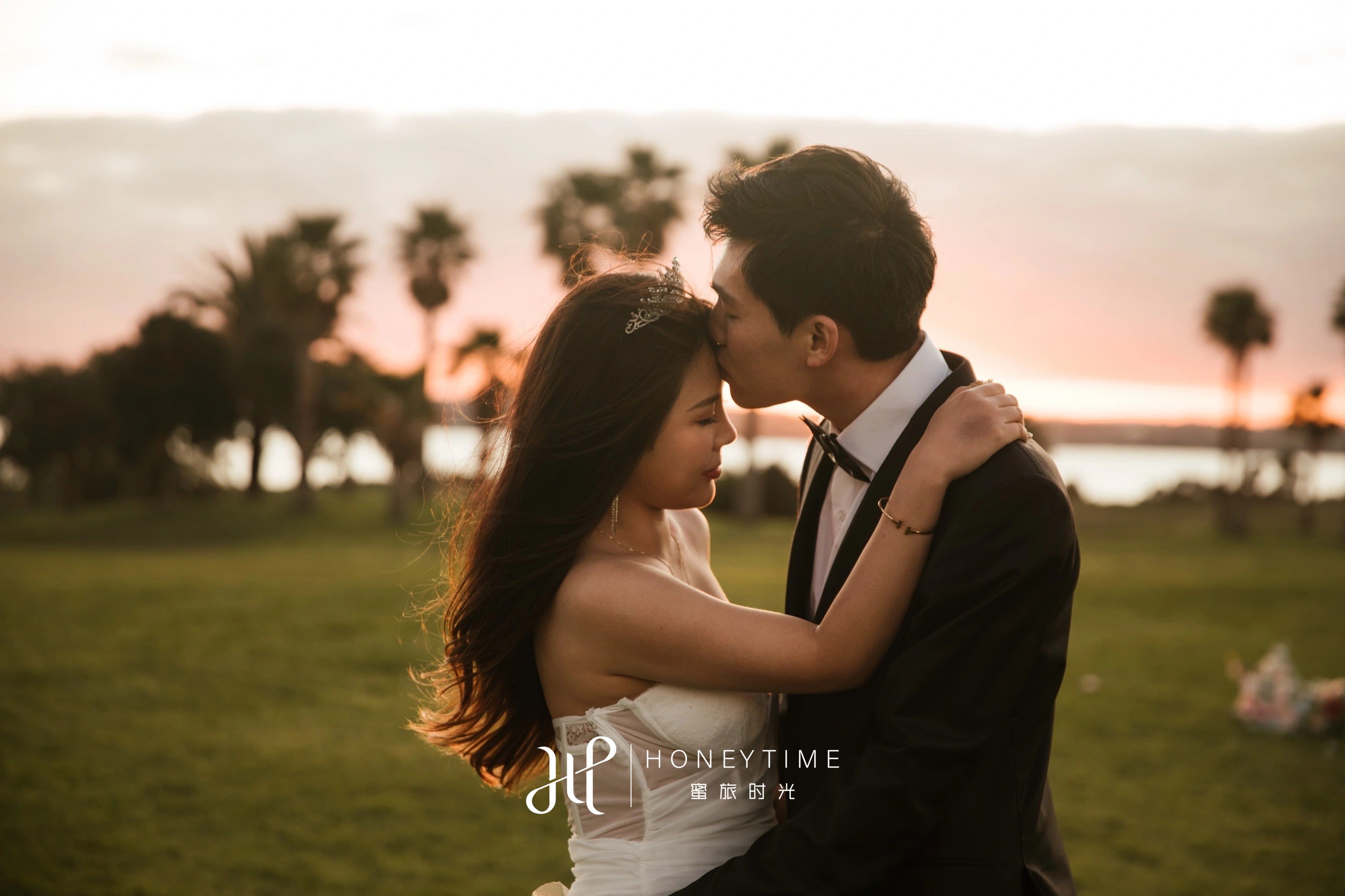 新西兰奥克兰海景高尔夫草坪婚礼(外景拍摄)