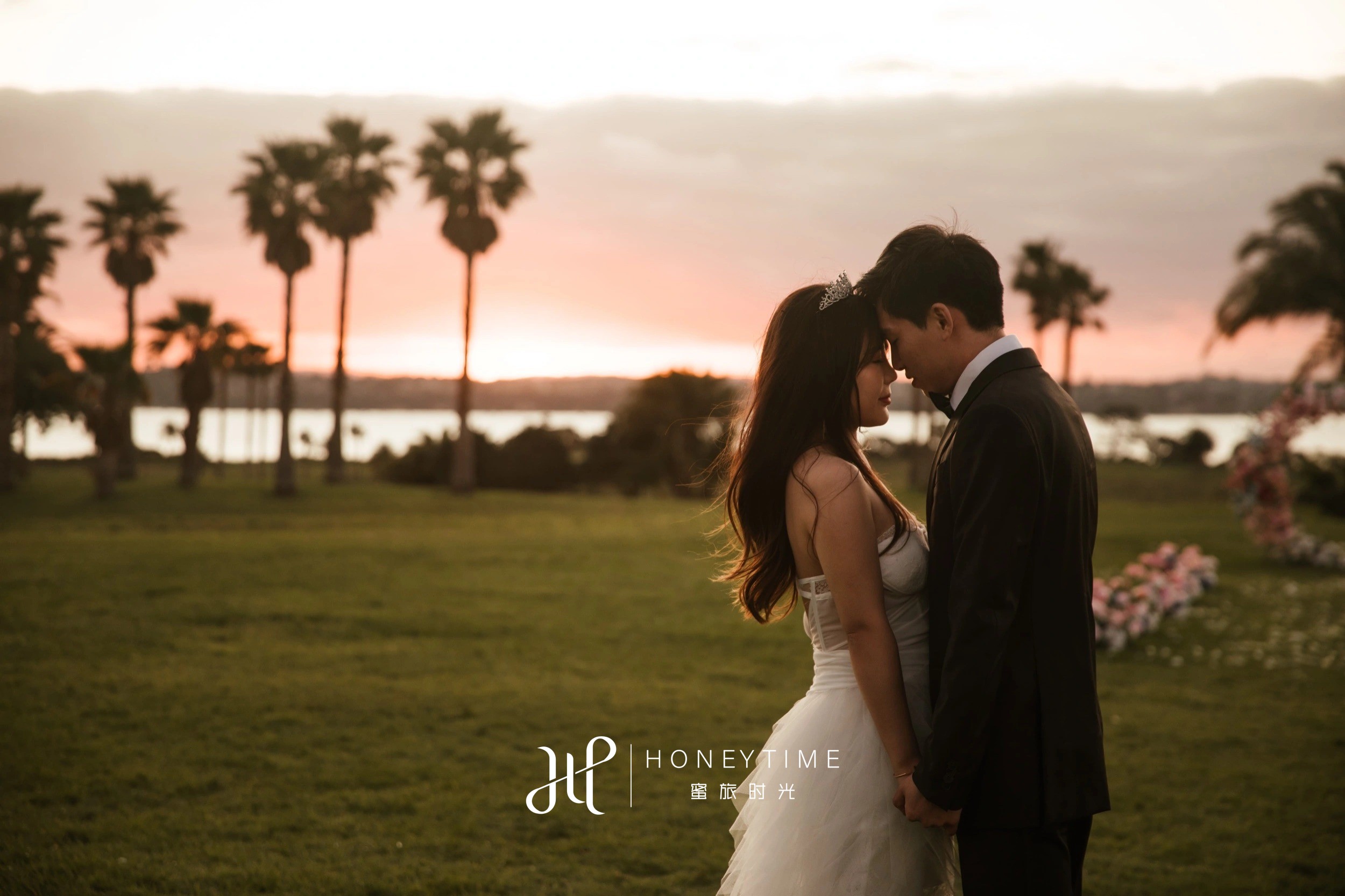 新西兰奥克兰海景高尔夫草坪婚礼(外景拍摄)