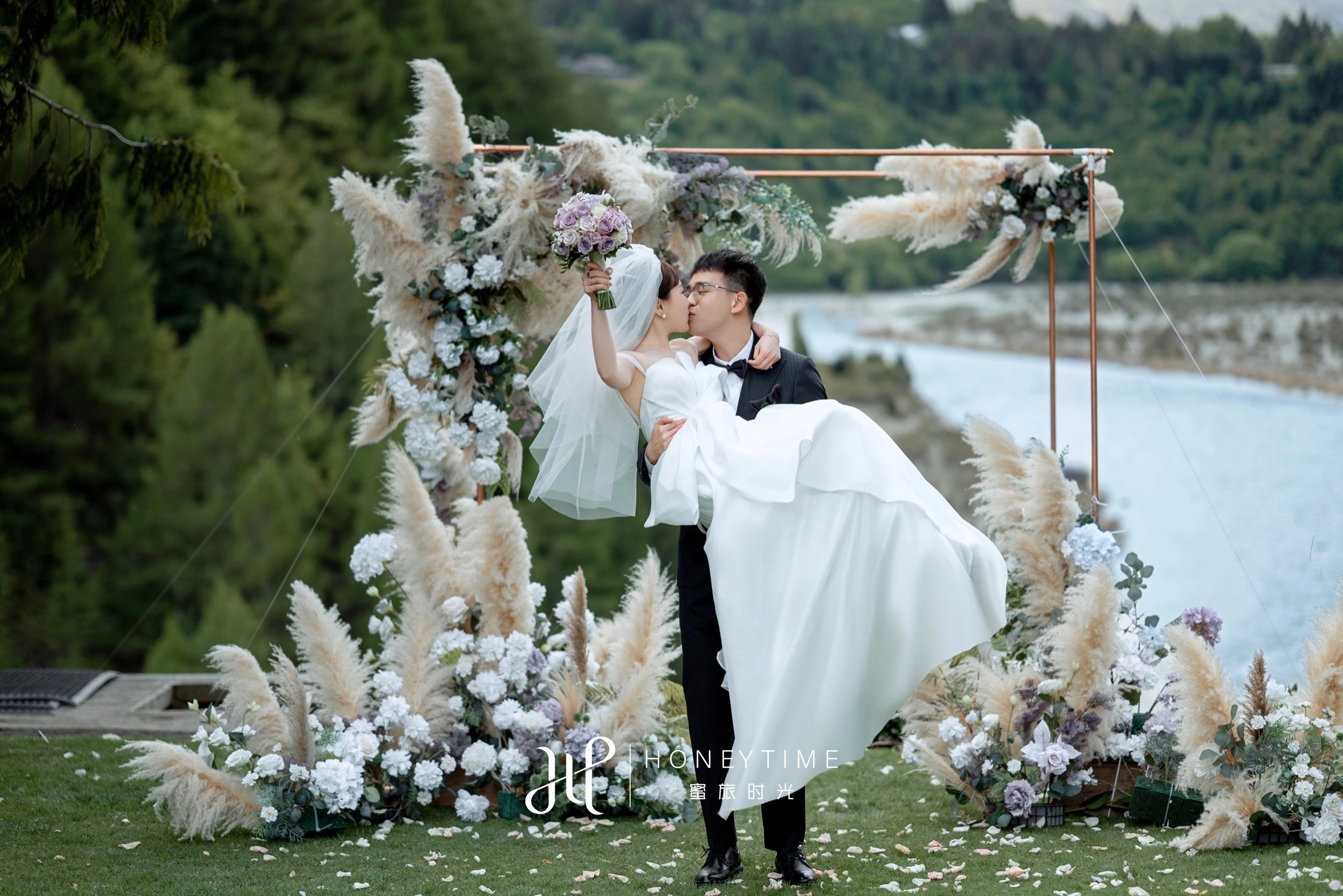 皇后镇峡谷婚礼(婚礼仪式)