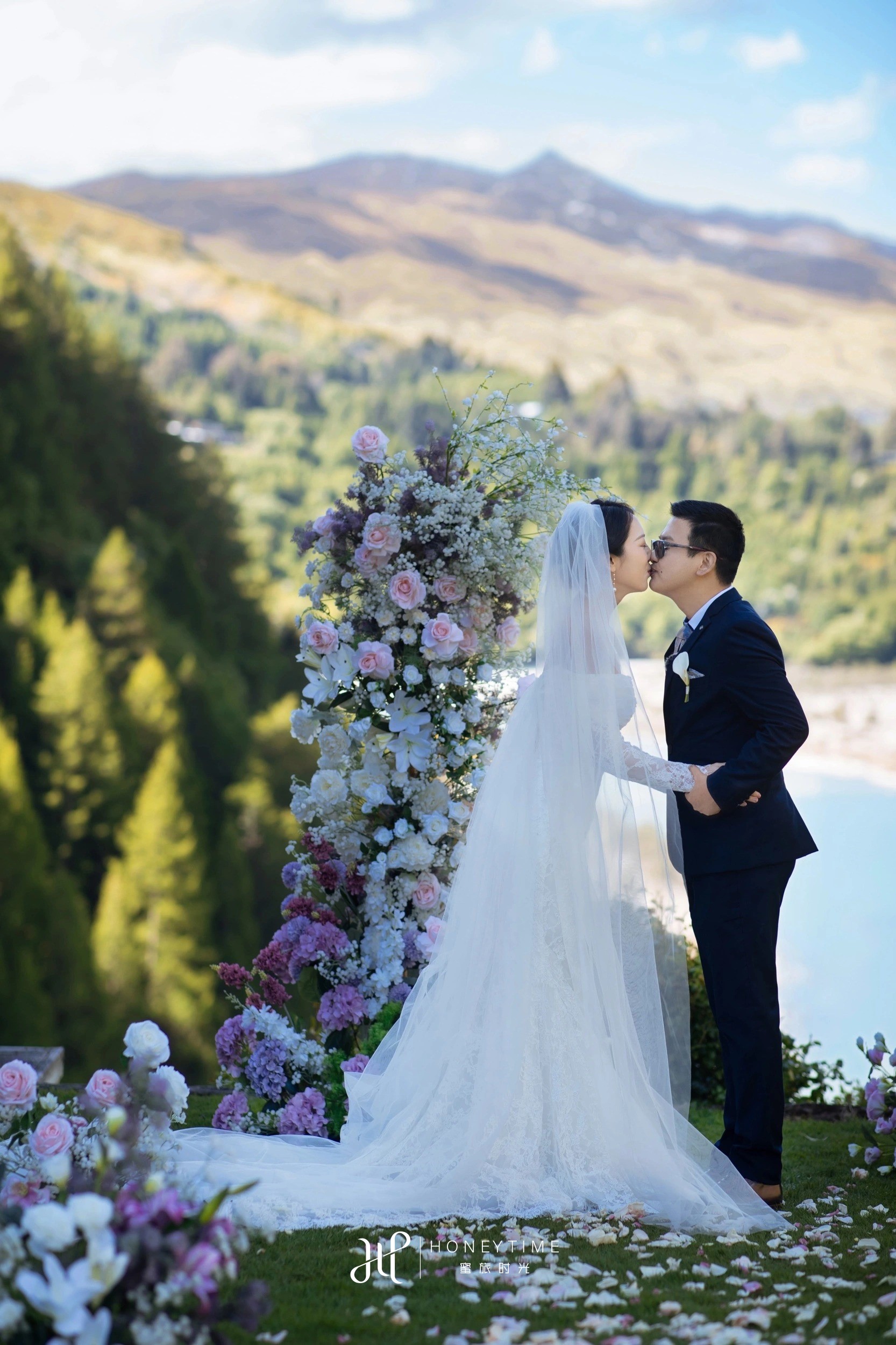 皇后镇峡谷婚礼(婚礼仪式)