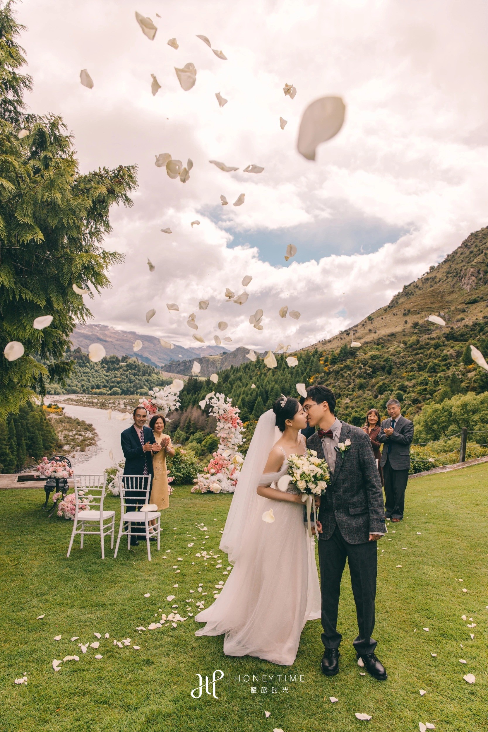 皇后镇峡谷婚礼(婚礼仪式)