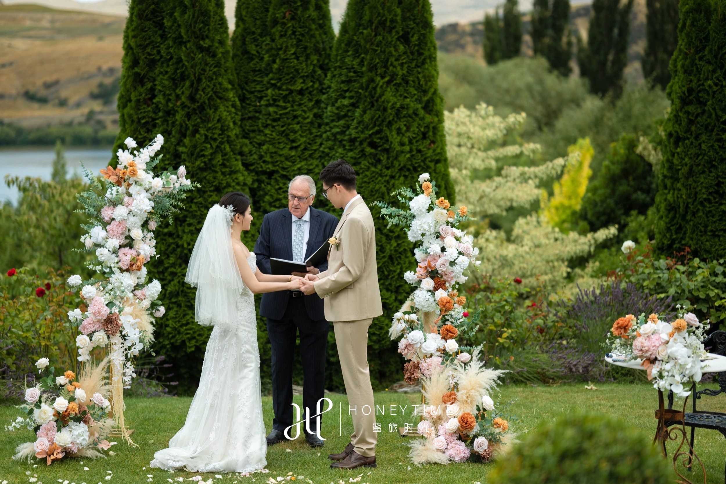 皇后镇庄园户外婚礼(婚礼仪式)