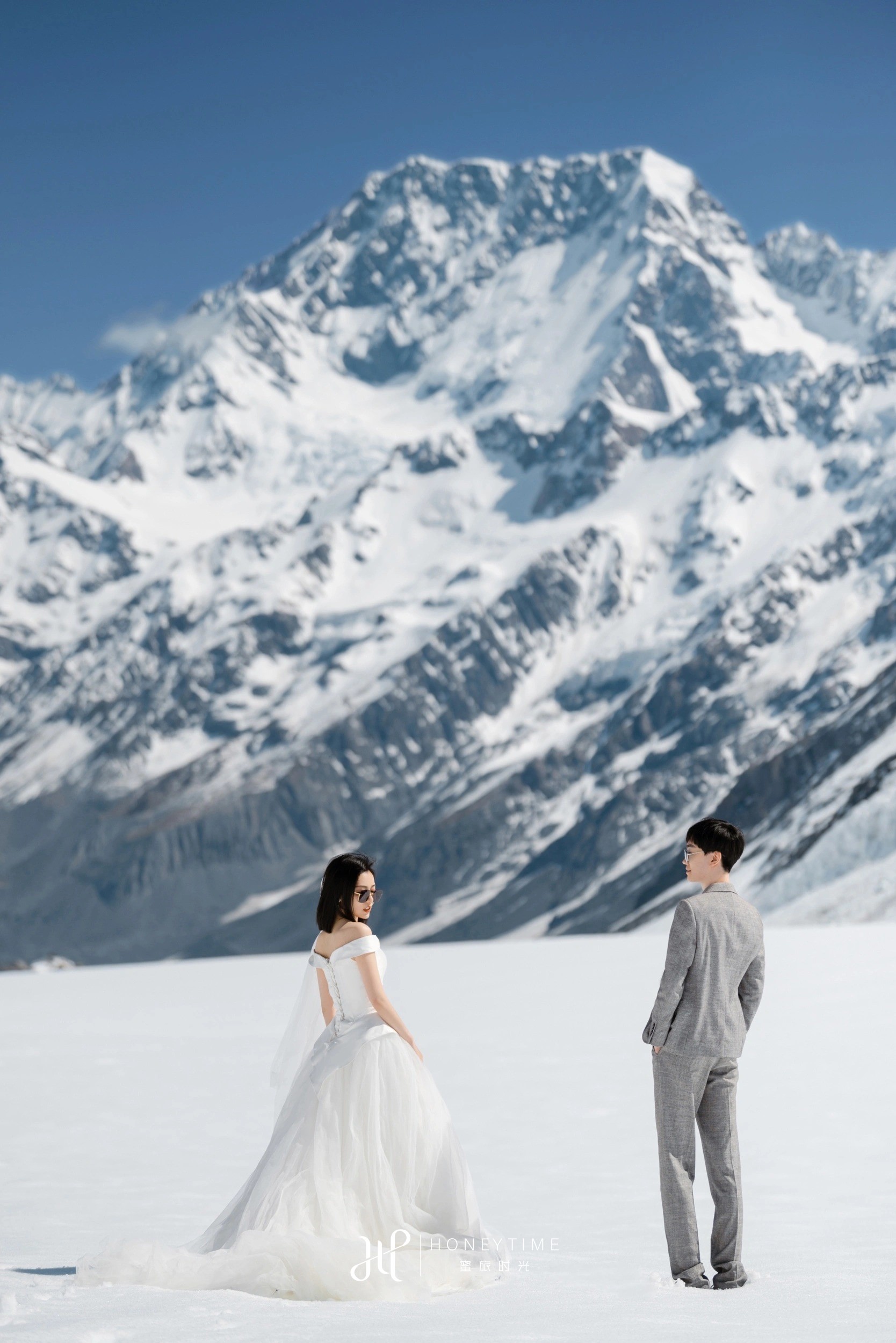 库克雪山直升机婚礼(婚礼仪式)