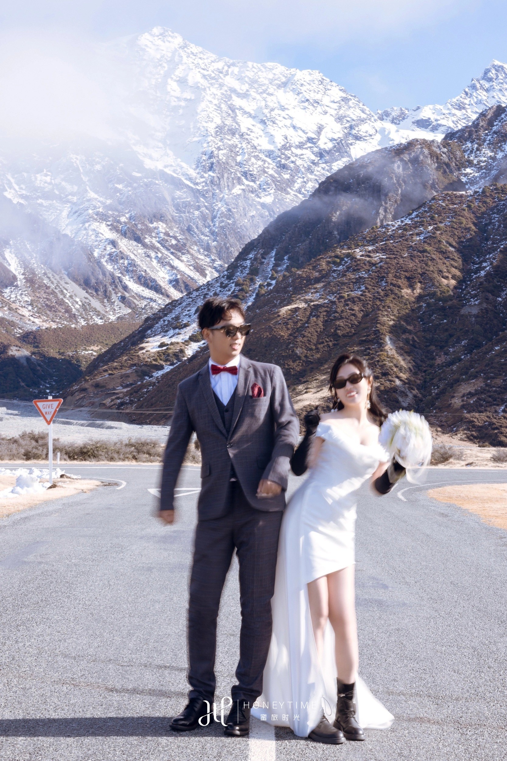 库克雪山直升机婚礼(外景拍摄)