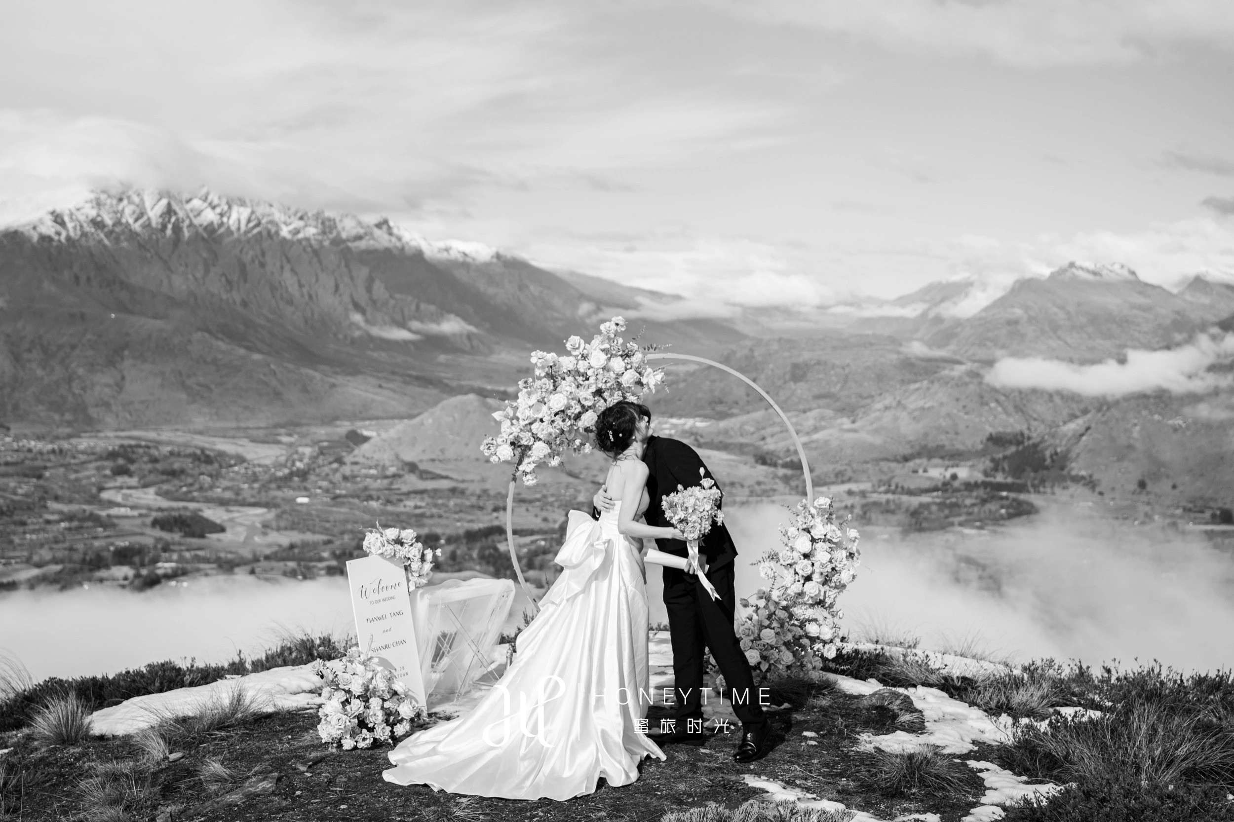 瓦纳卡雪山婚礼