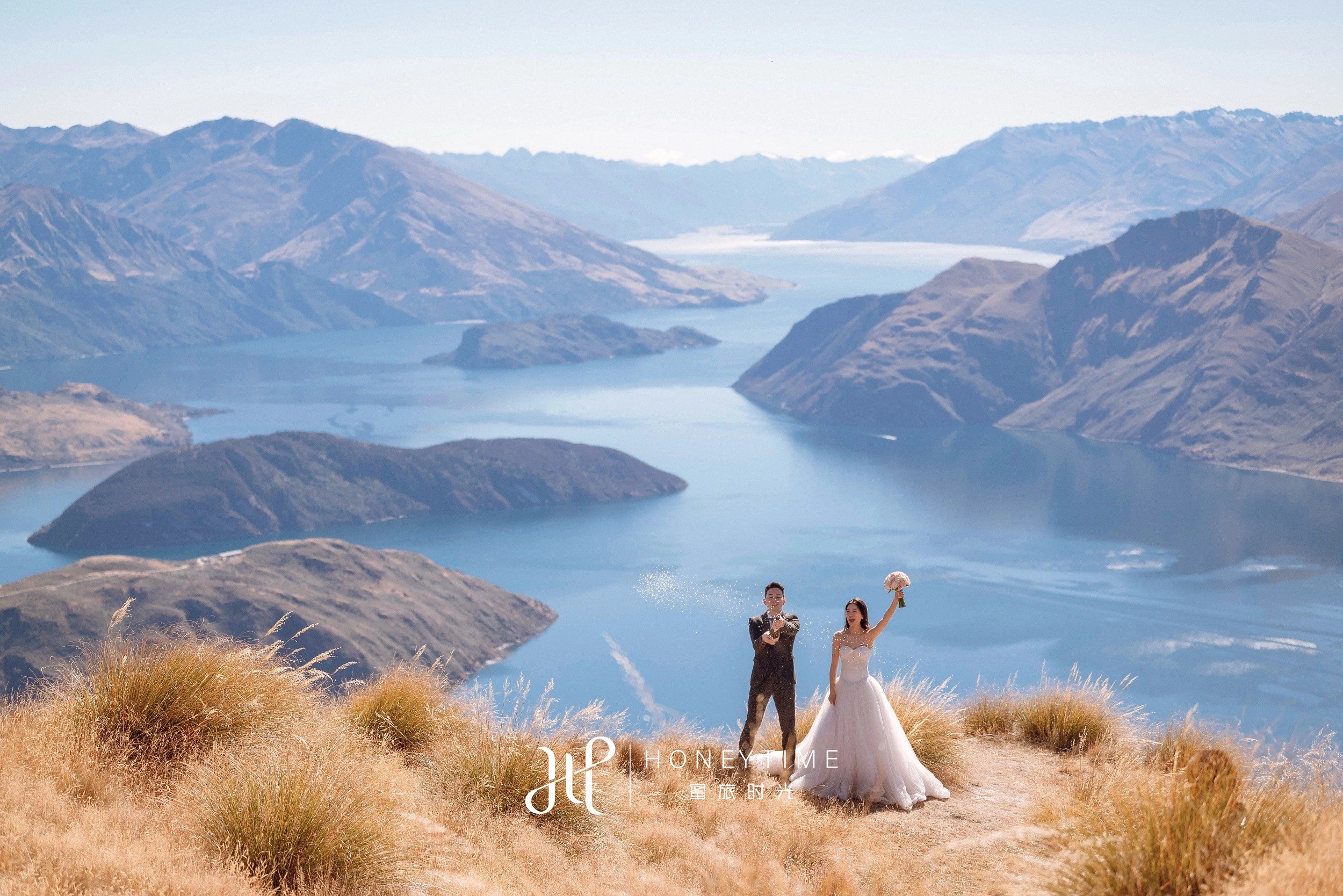 瓦纳卡山顶直升机婚礼(婚礼仪式)