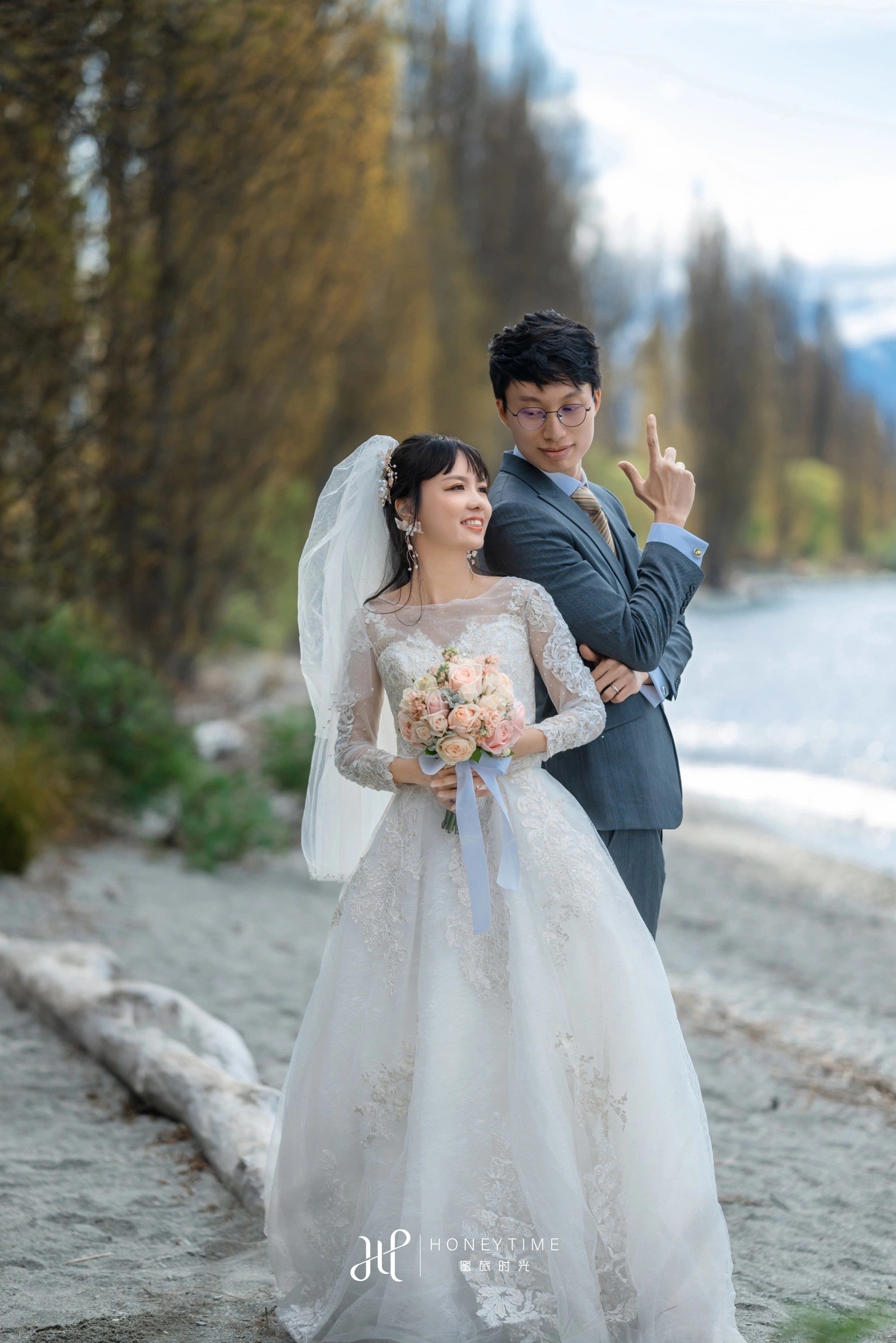 瓦纳卡山顶直升机婚礼(外景拍摄)