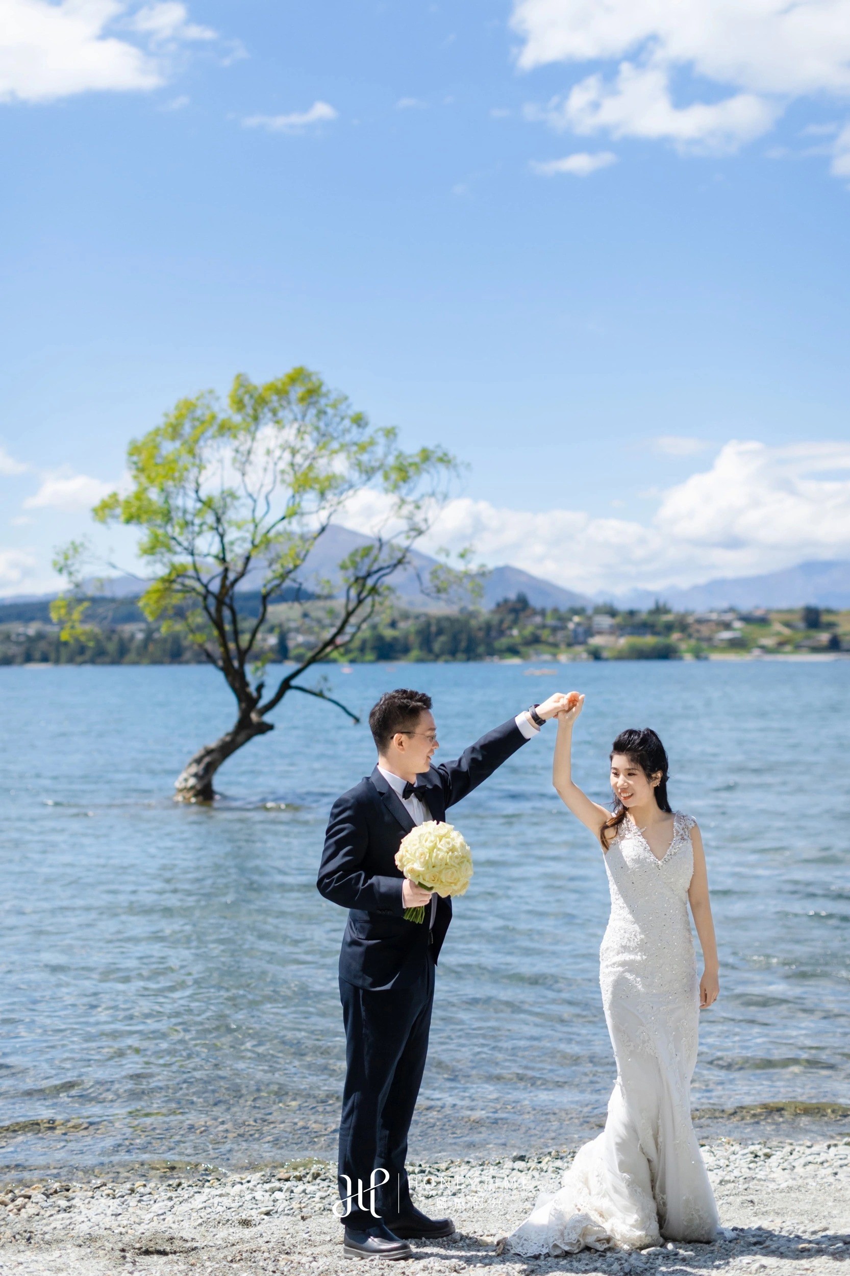 瓦纳卡山顶直升机婚礼(外景拍摄)