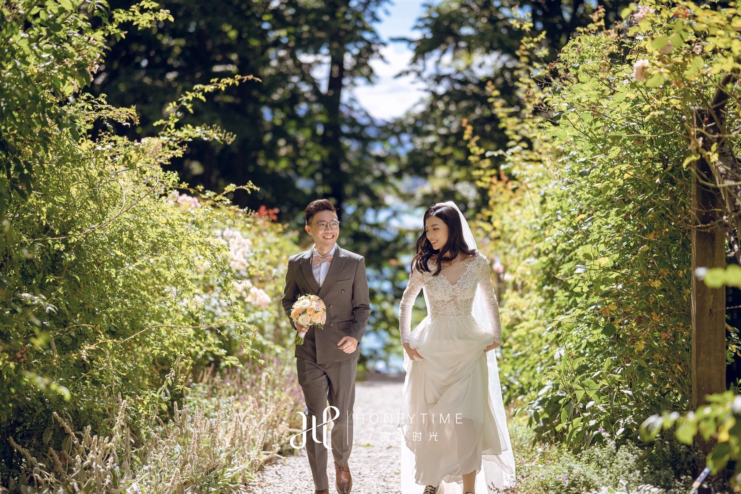 瓦纳卡山顶直升机婚礼(外景拍摄)