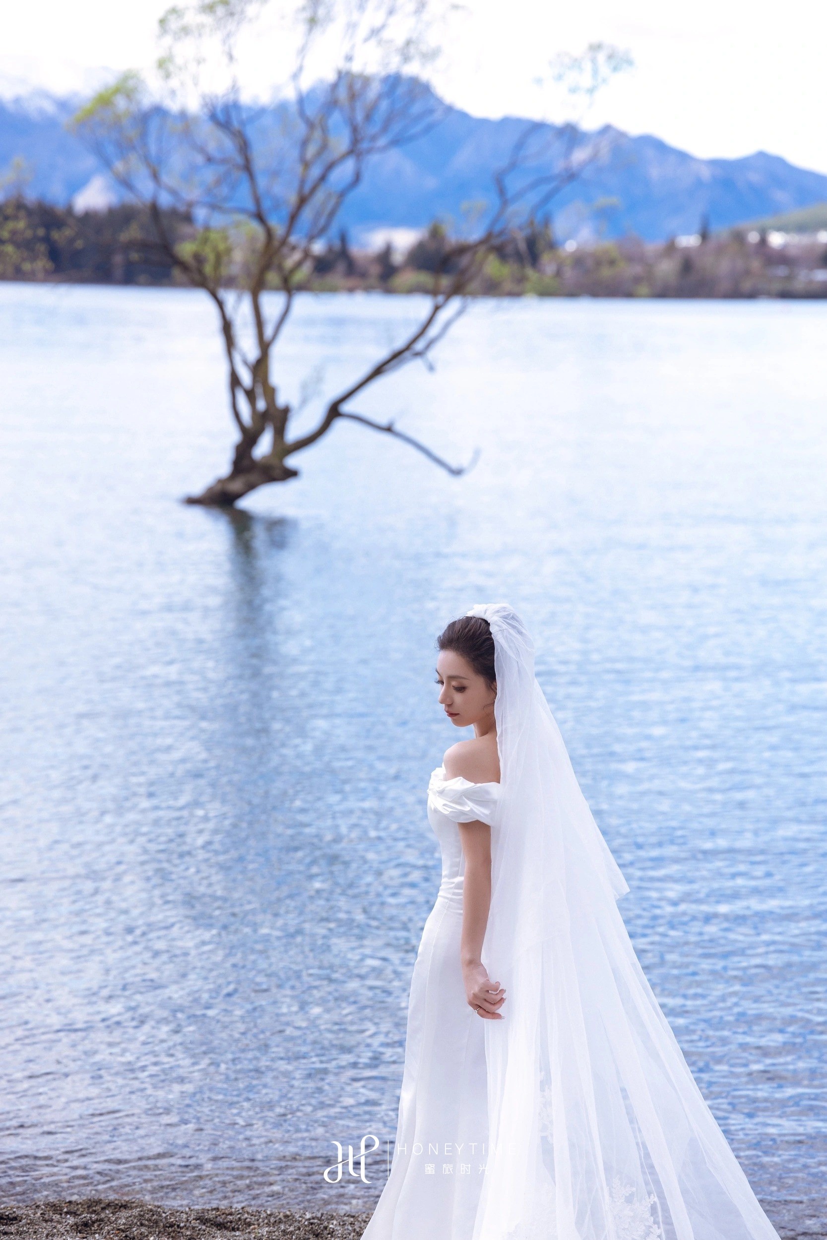 瓦纳卡山顶直升机婚礼(外景拍摄)