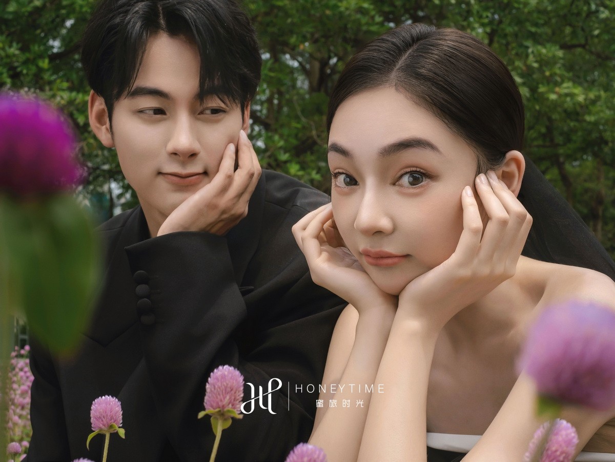 情侣岛-花海木屋