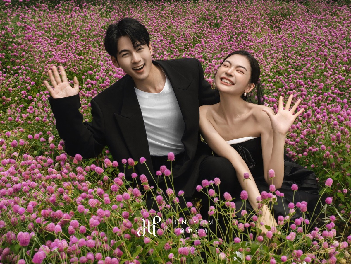 情侣岛-花海木屋