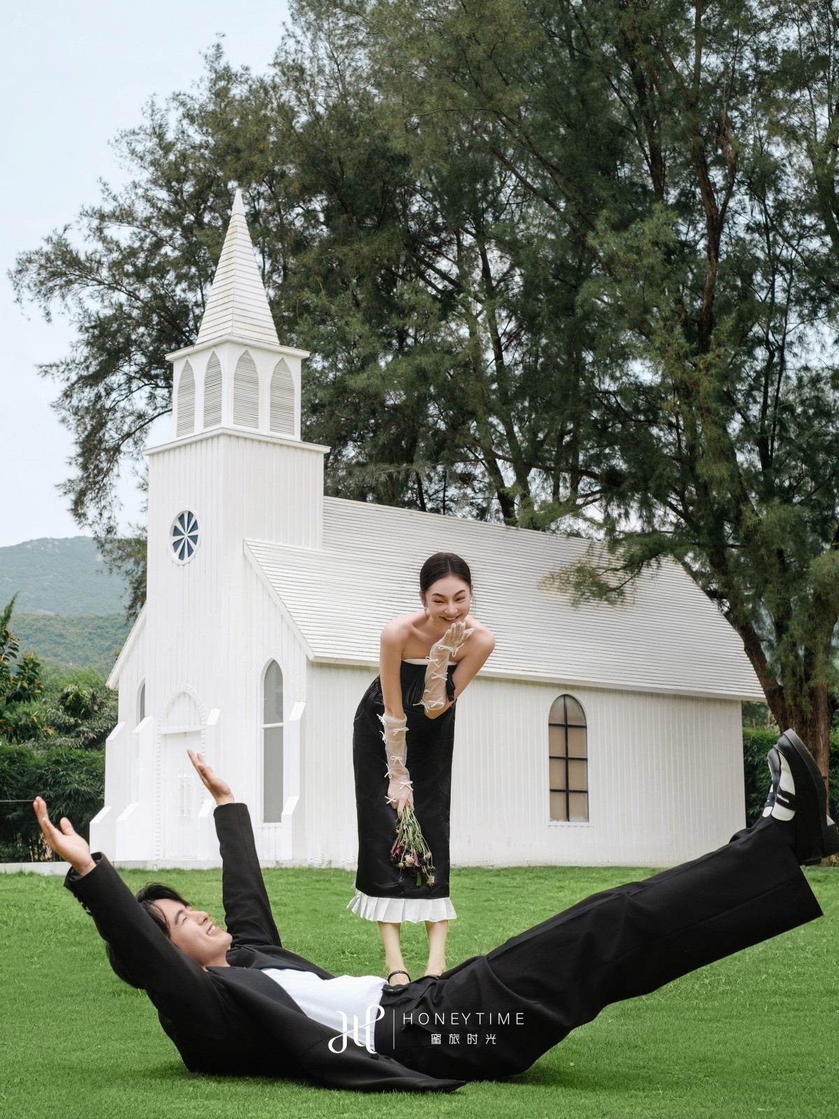 情侣岛-花海木屋