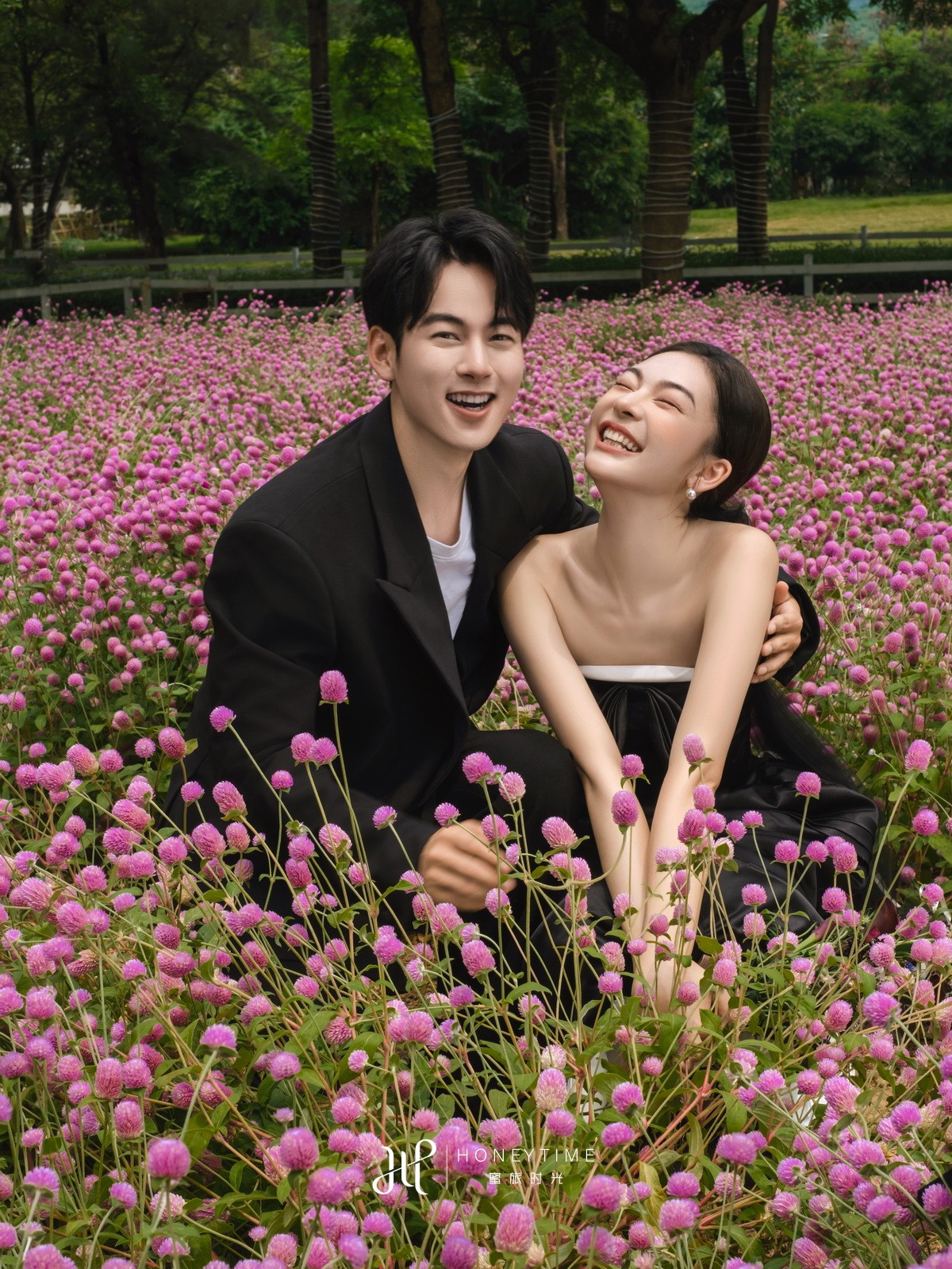 情侣岛-花海木屋