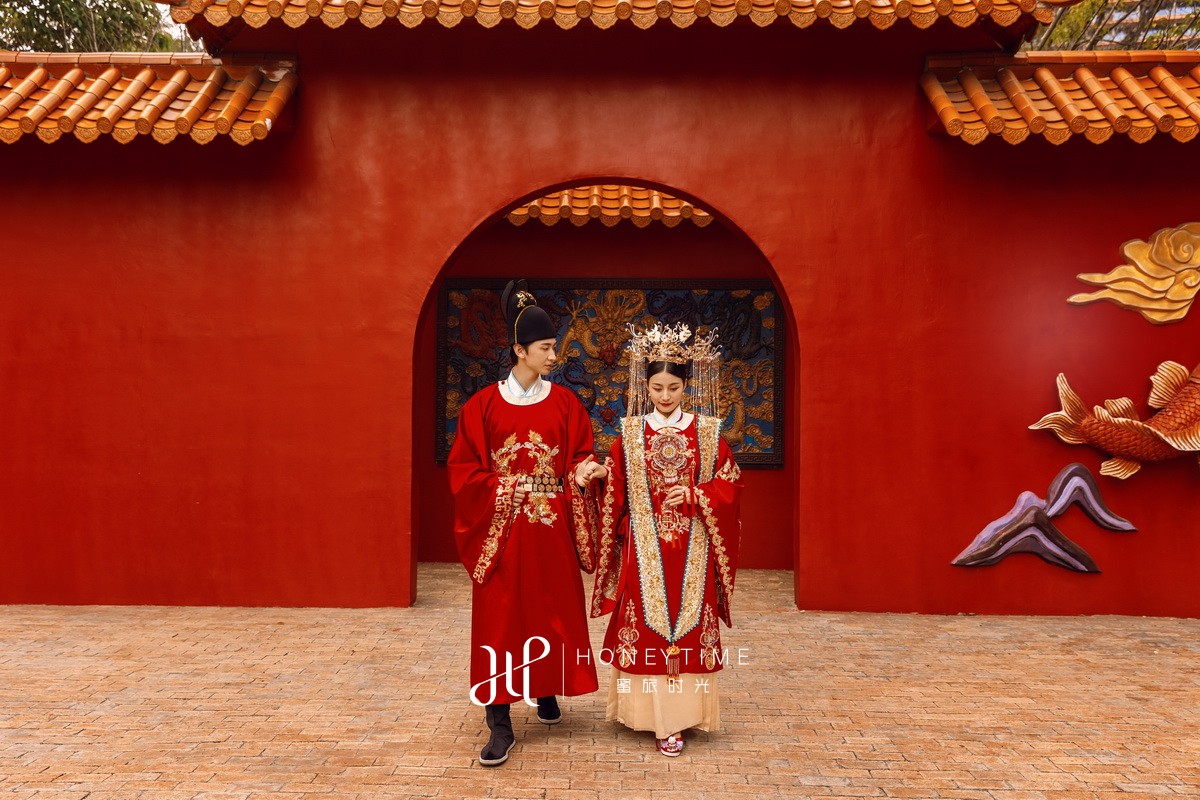 情侣岛-明治汉服