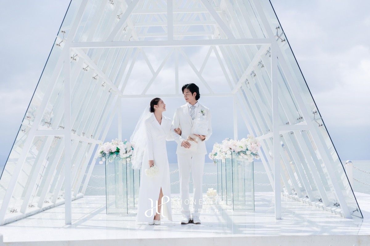 情侣岛-水晶教堂