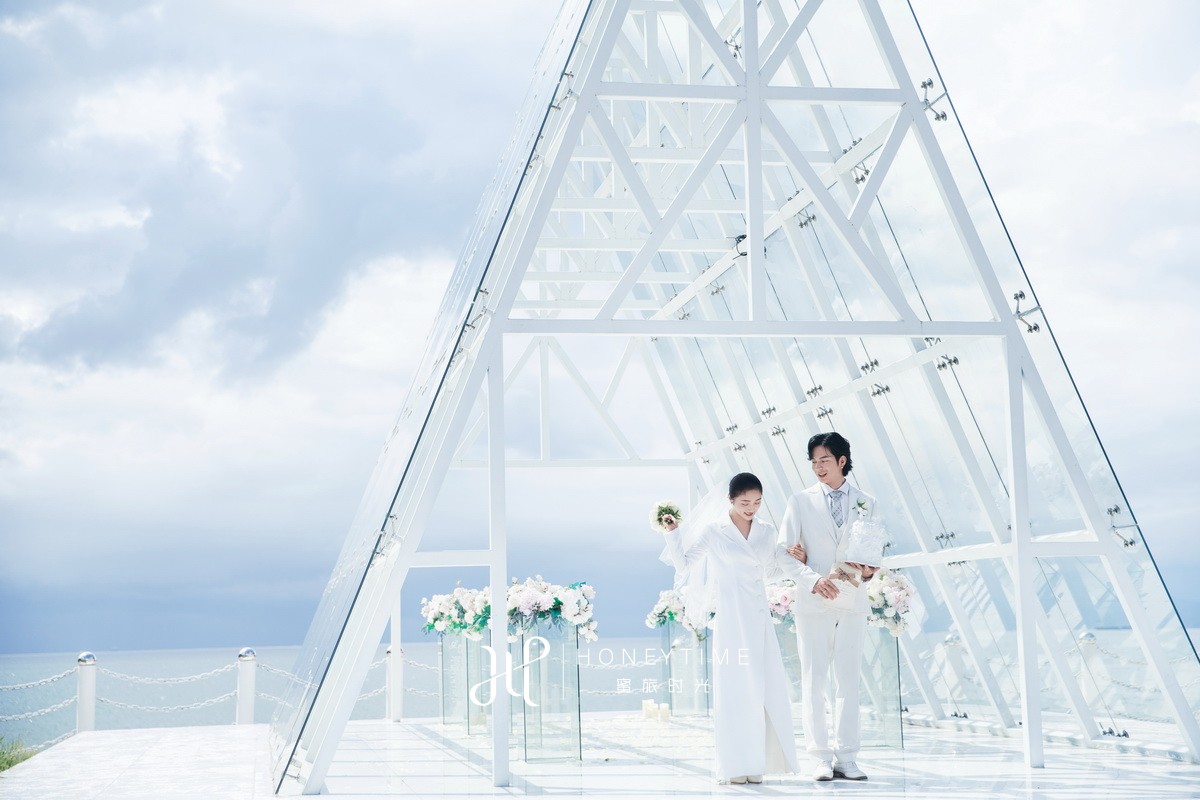 情侣岛-水晶教堂