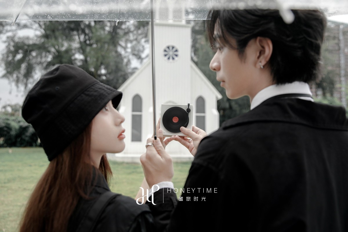 情侣岛-治愈黑色