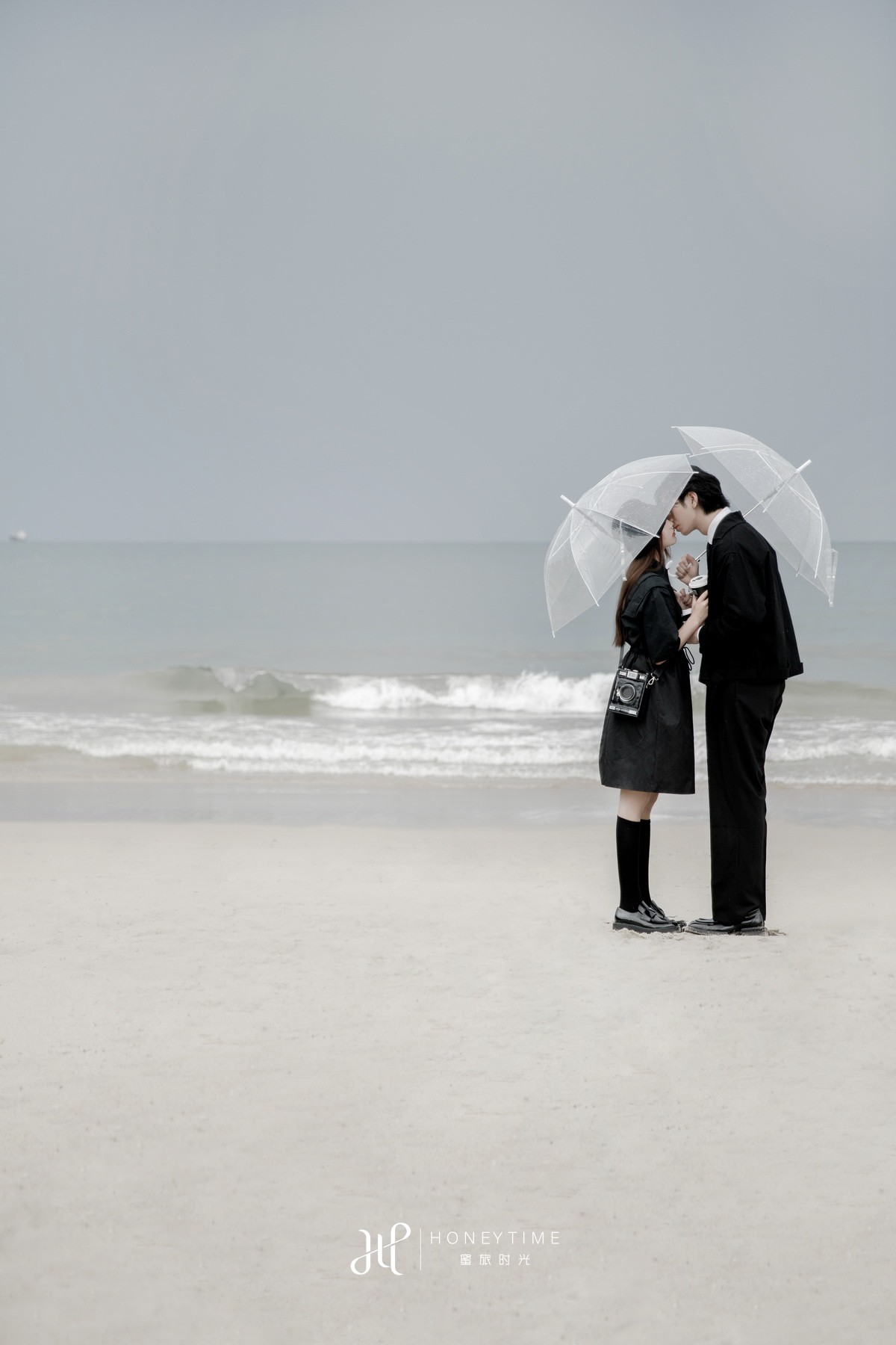 情侣岛-治愈黑色