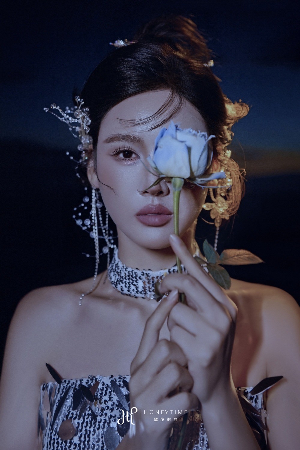 大小洞天-礁石夜景