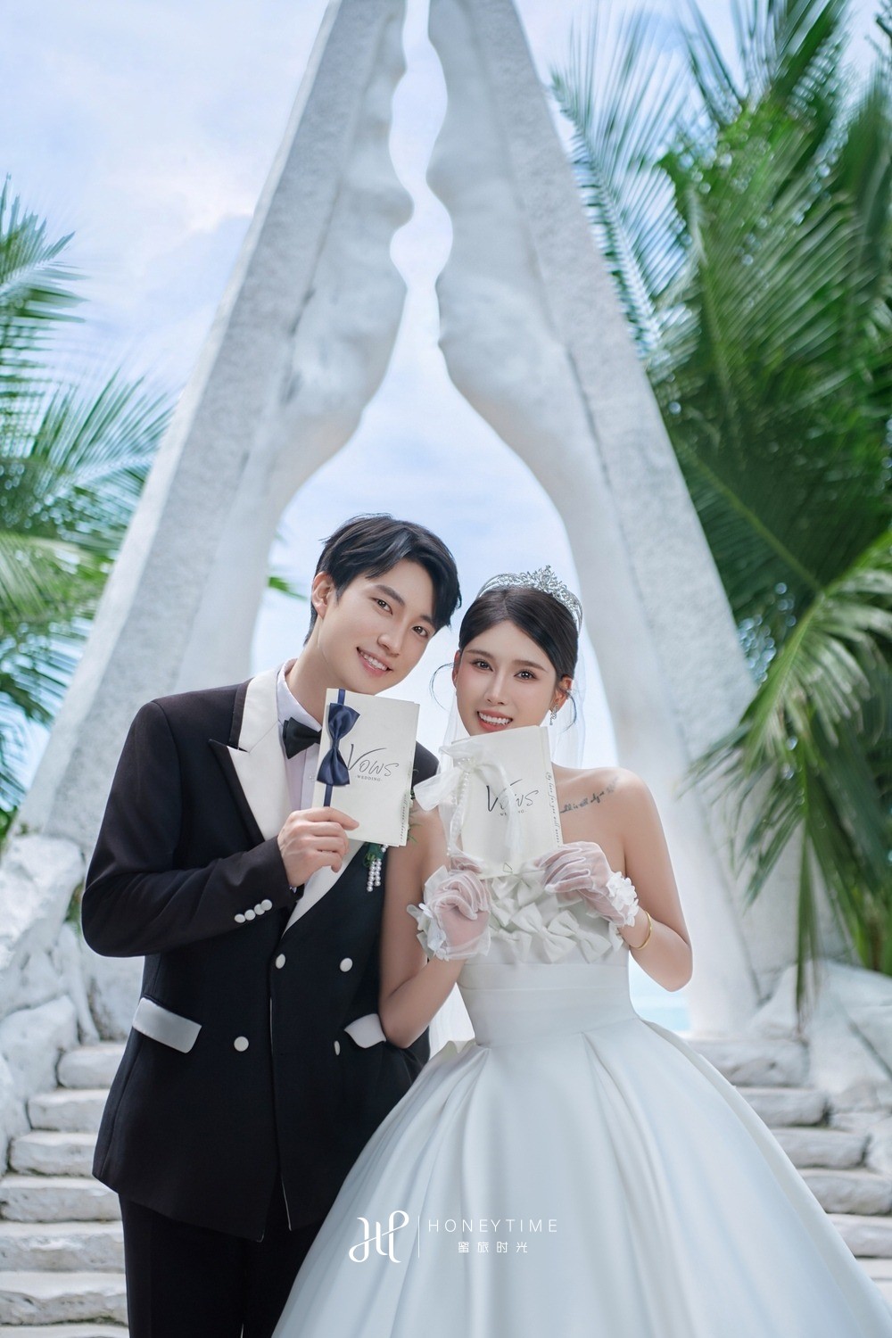 大小洞天-上帝之手