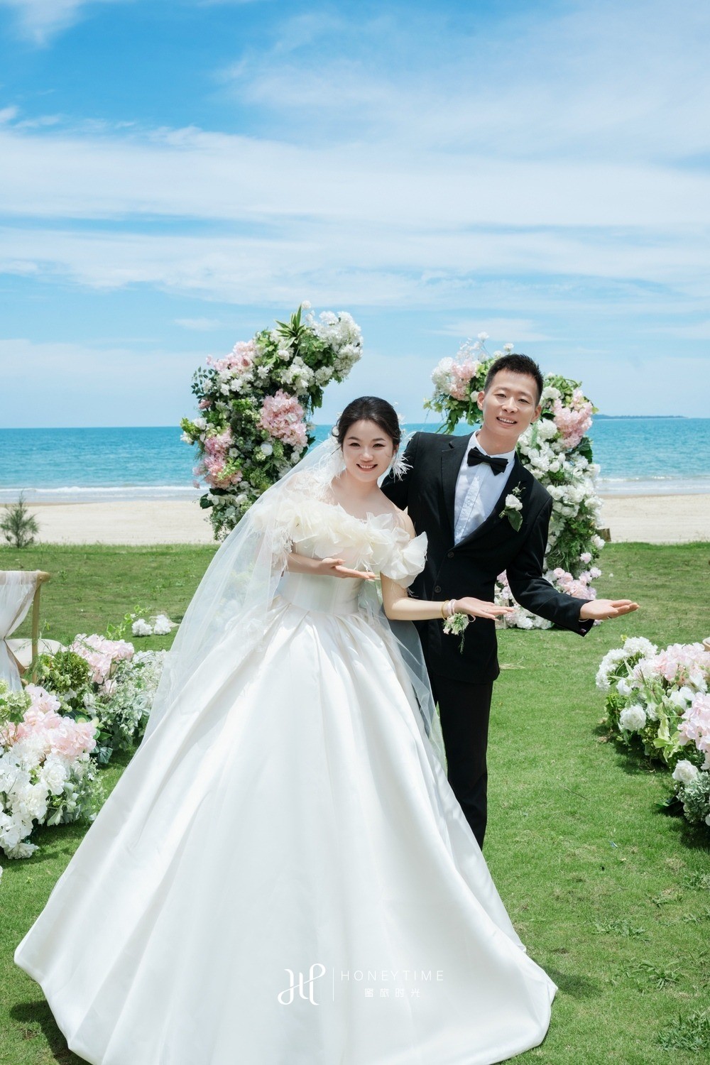 三亚湾草坪婚礼