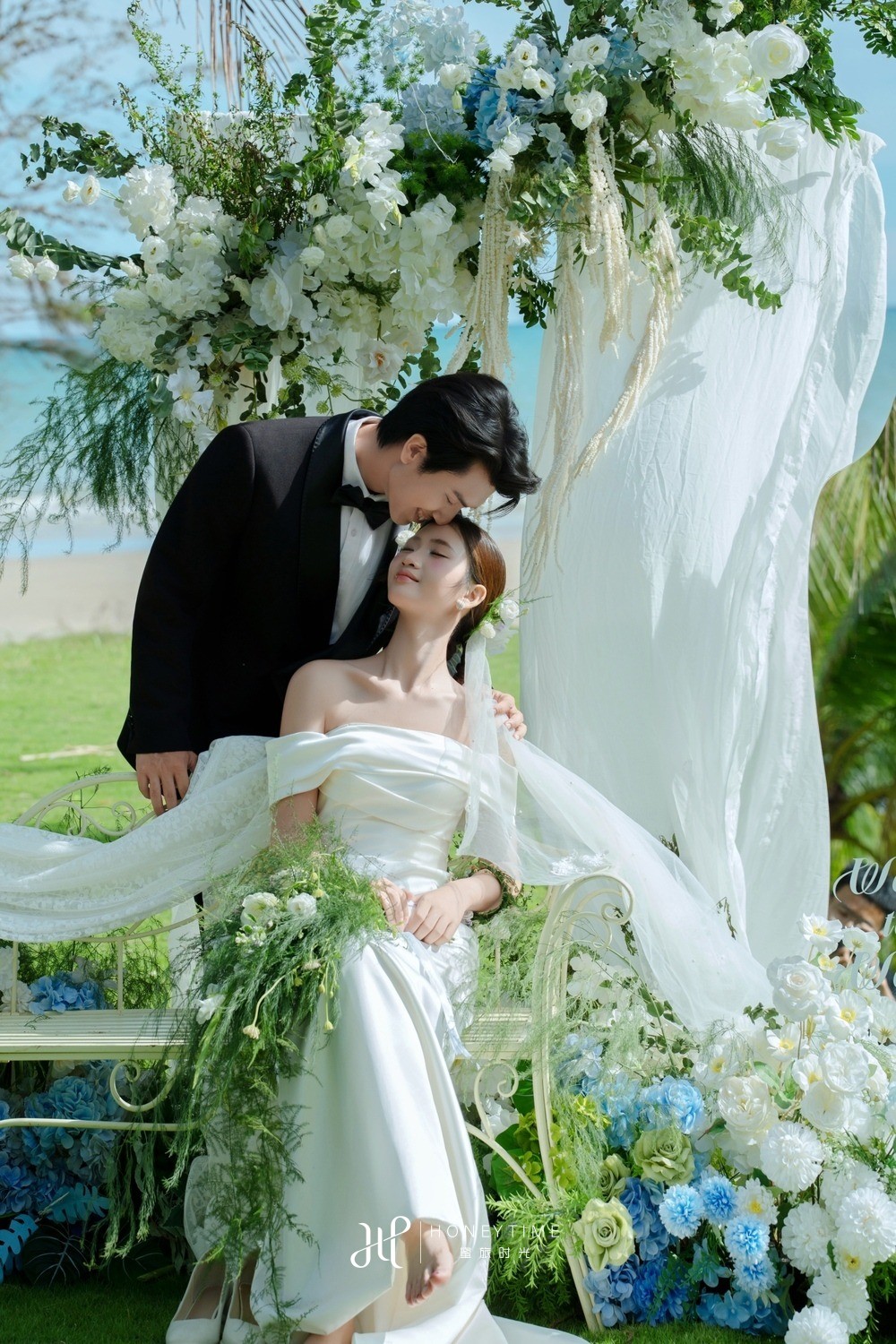 三亚湾草坪婚礼