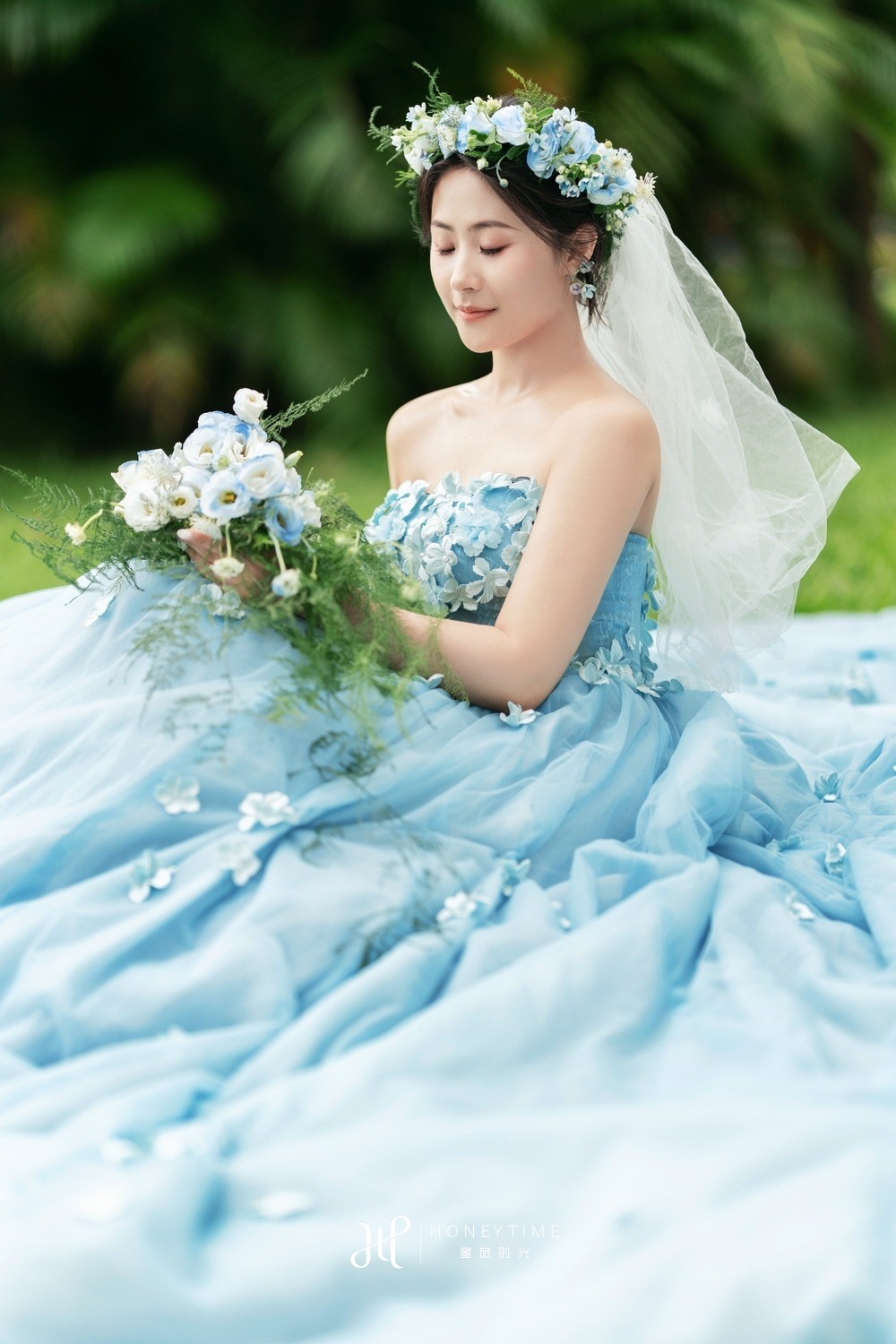 天涯海角草坪婚礼