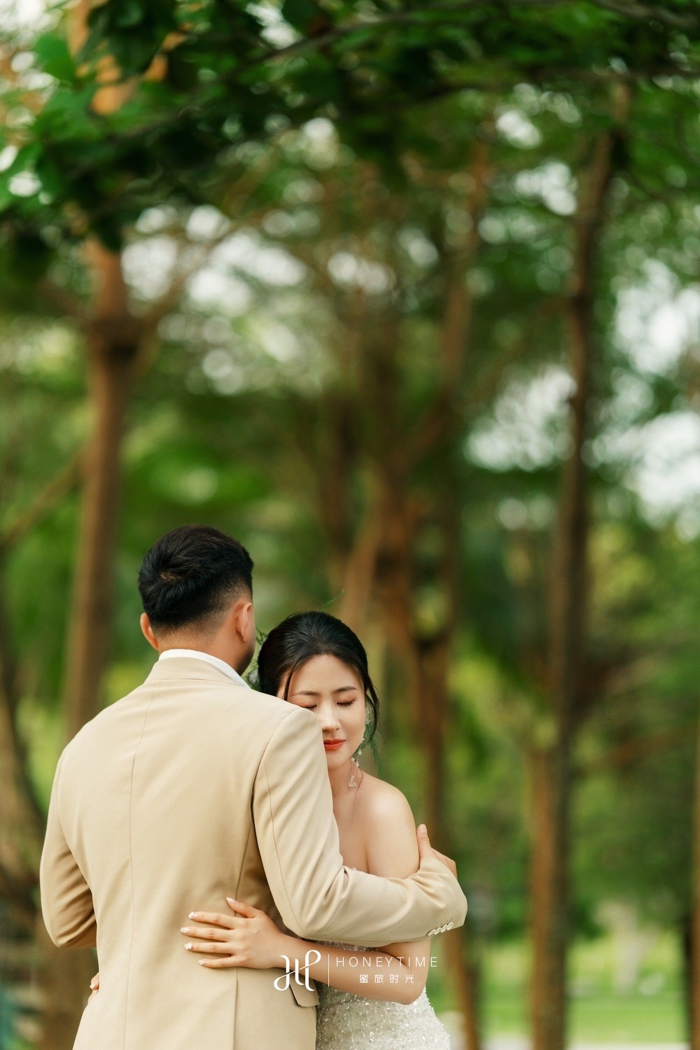 天涯海角草坪婚礼