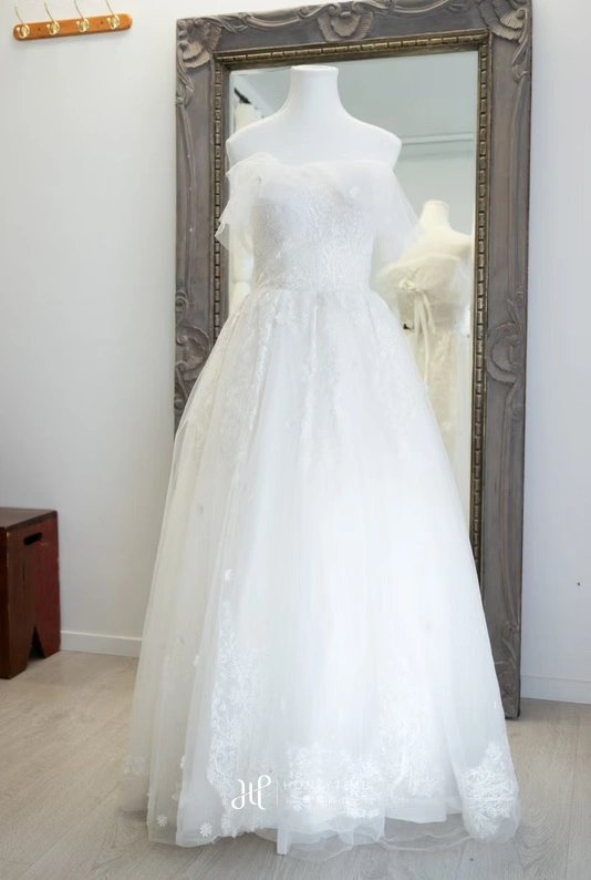 皇后镇服装参考