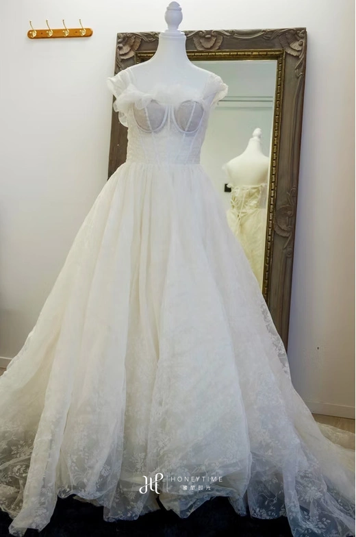 皇后镇服装参考