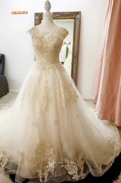 皇后镇服装参考