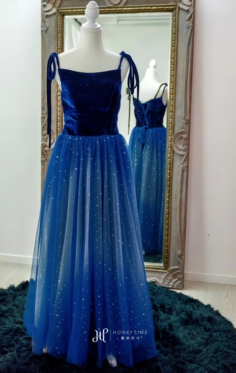 皇后镇服装参考