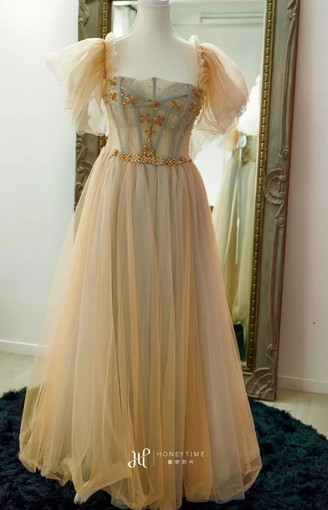 皇后镇服装参考