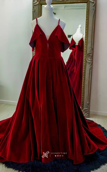 皇后镇服装参考