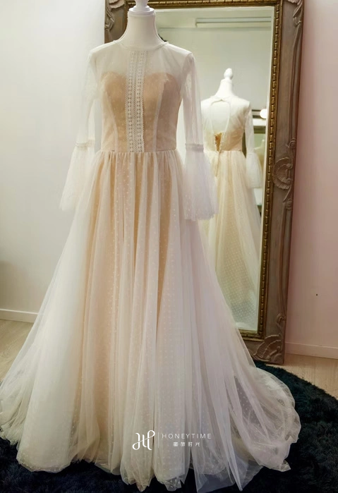 皇后镇服装参考