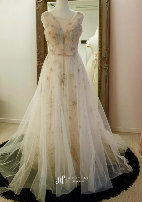 皇后镇服装参考