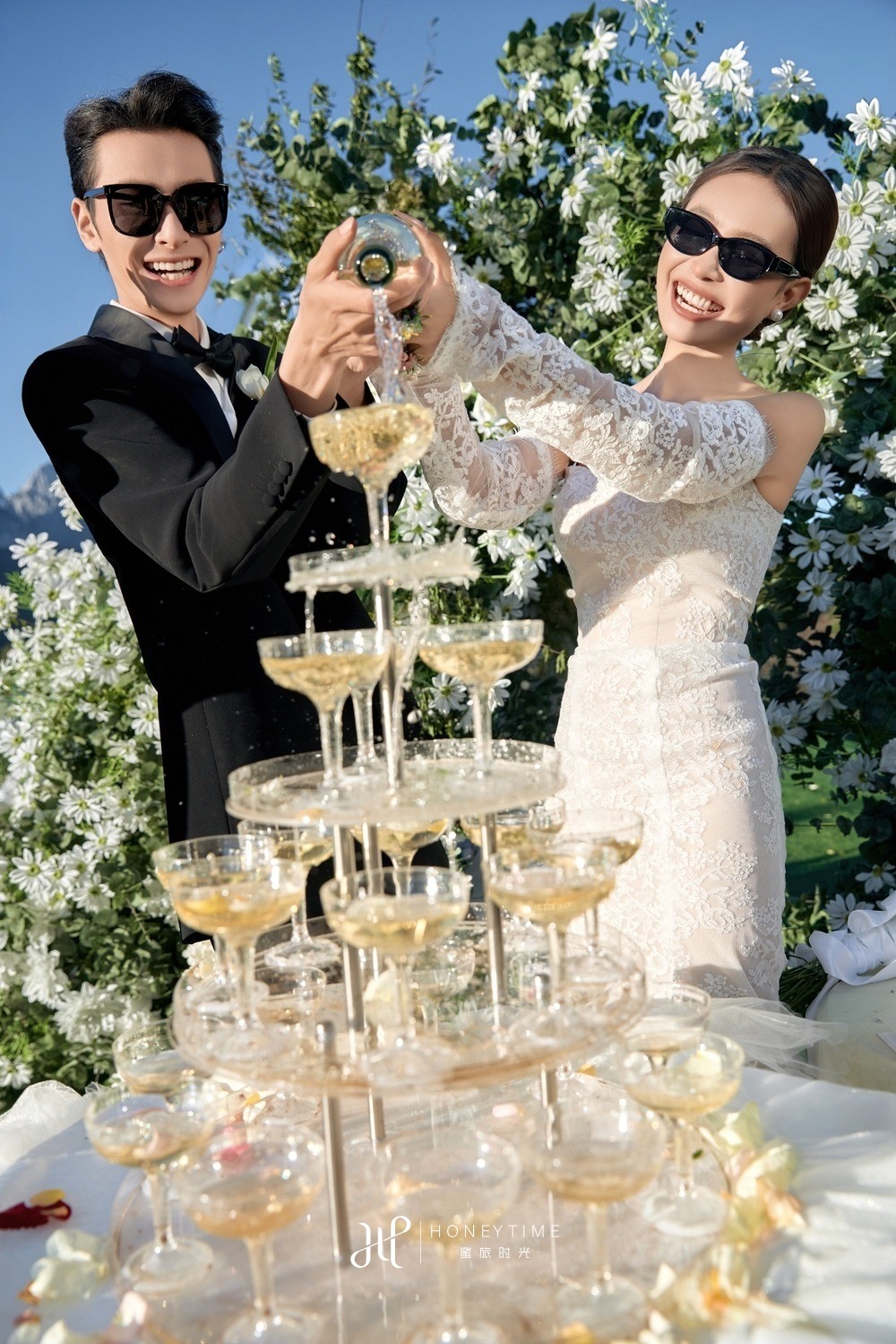 山下婚礼(搭建及彩烟收费)