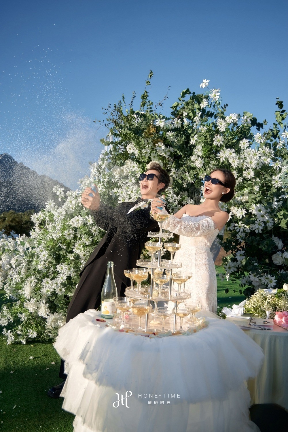 山下婚礼(搭建及彩烟收费)